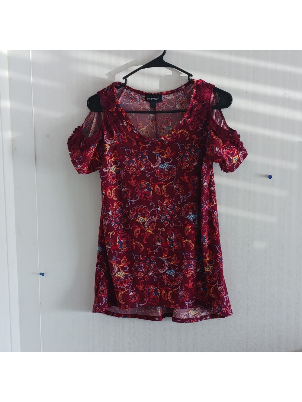 Women's Red Floral Cold Shoulder Blouse Top Multicolored  Small